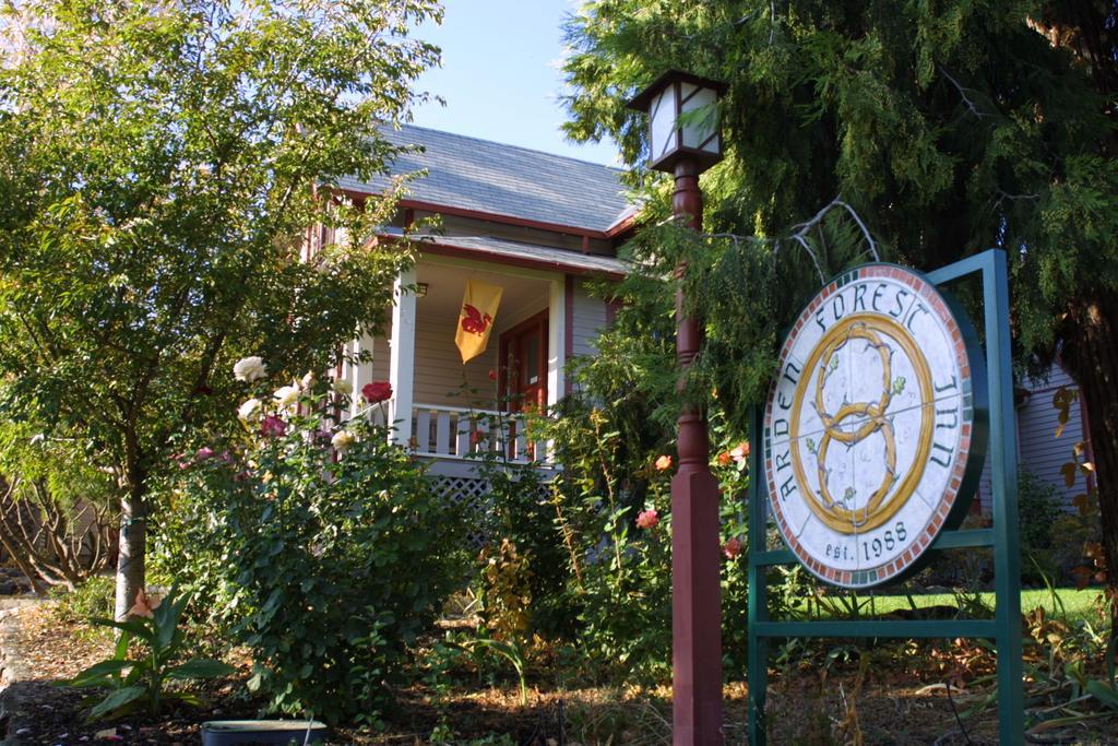 Arden Forest Inn Ашленд Екстериор снимка